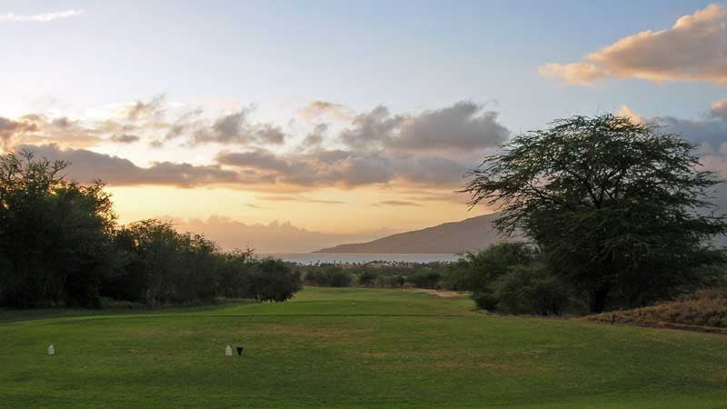 Maui Nui Ocean 18th hole at sunset