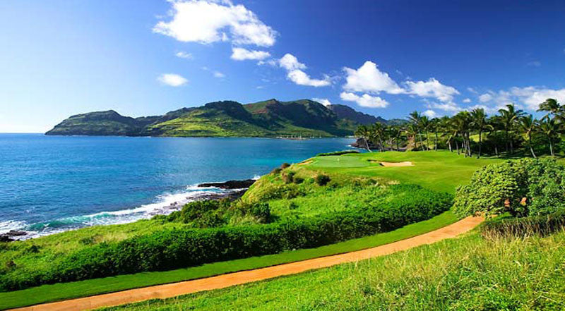 Kauai Lagoons Golf Club has 4 ocean holes including hole 14