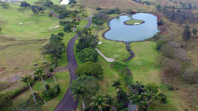 Aerail view from Hawaii Tee Times drone of hole 17.